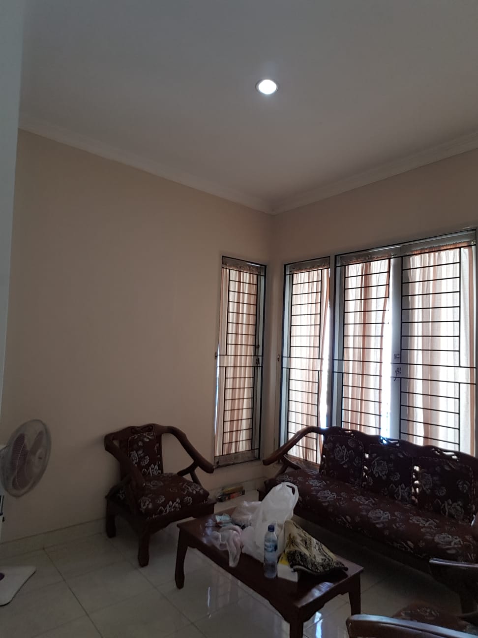 Rumah Dijual Semi Furnished di Cluster Bahama Deltamas